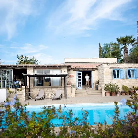 The Carob Tree - Rustic Luxury With Access To Pool And Restaurant