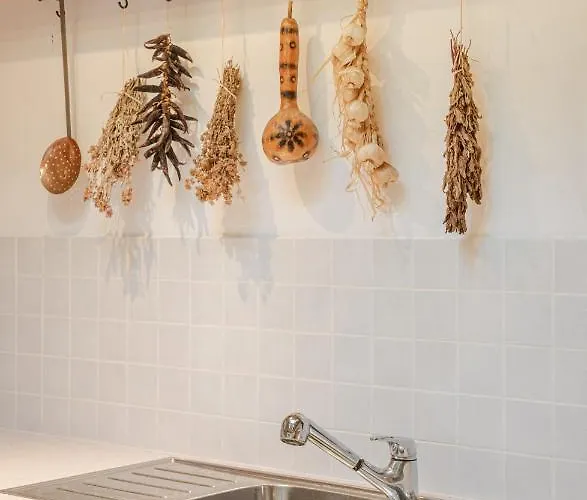 The Carob Tree - Rustic Luxury With Access To Pool And Restaurant *