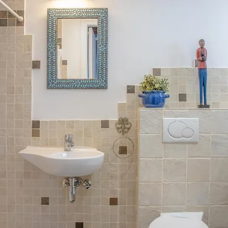 The Carob Tree - Rustic Luxury With Access To Pool And Restaurant